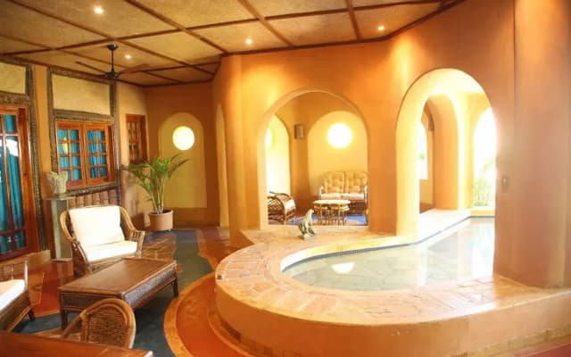Dayo Hotel