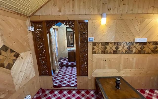 The Heritage Safina Group Of Houseboats