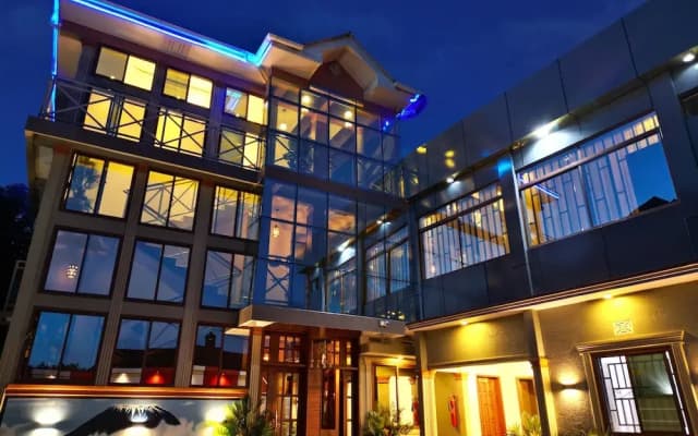 River House Lodge