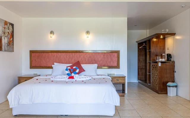Blue Star Dive & Resort