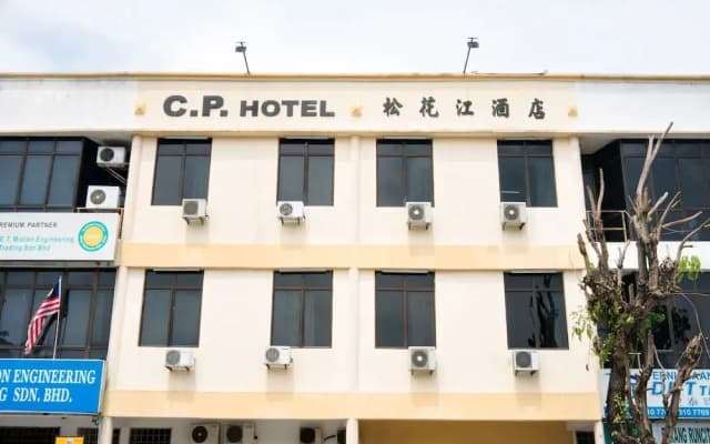 OYO 89461 CP Hotel