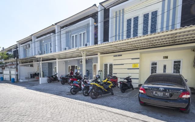 KoolKost near T2 Juanda Airport