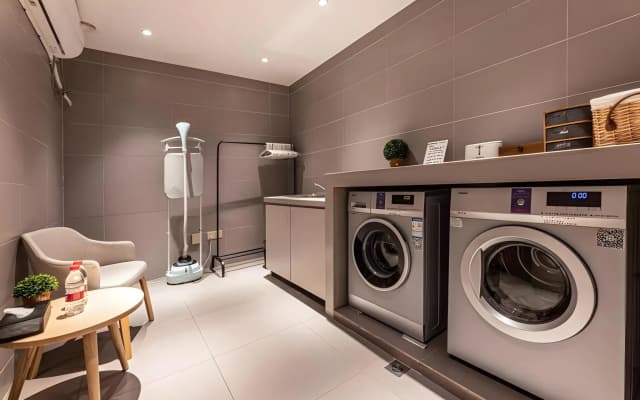 Home Inn Guan Qian 2