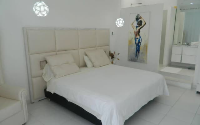 Ocean Breeze Boutique Hotel