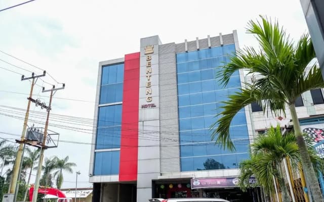 RedDoorz Plus near Living World Pekanbaru