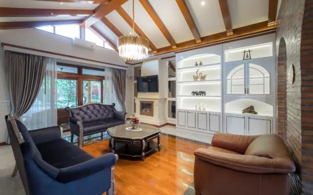 Modern Love Villa