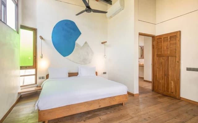 BA Villa 8 1 BR Villa 800 to Echo Beac Elegant 1-br Villa With Pool 800m to Echo Beach