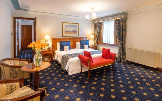 Отель The Sarova Stanley