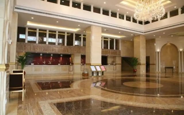 Yiyang Huatian Hotel