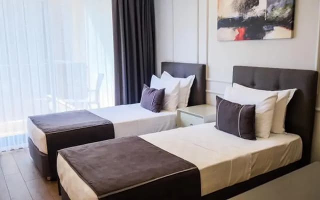 My Way Deluxe Hotel