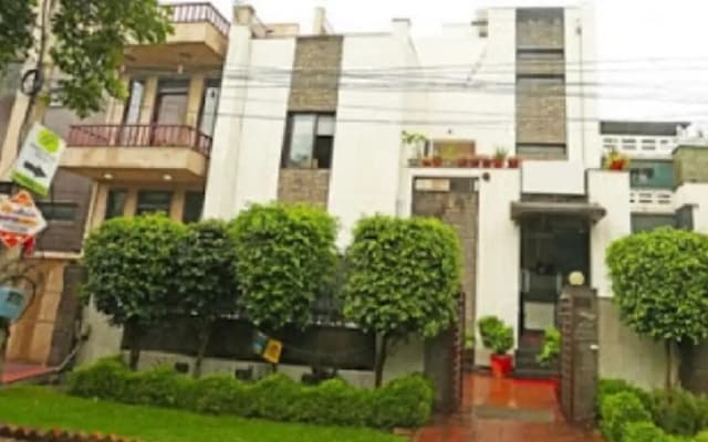 Pacific Inn - Huda City Center