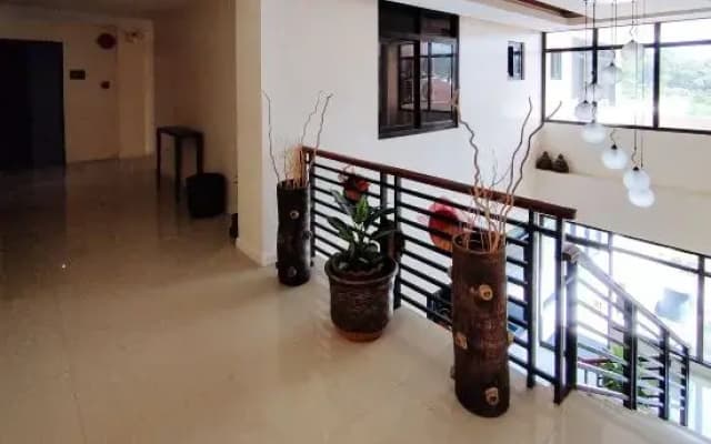 RedDoorz @ La Trinidad Pension House Aklan