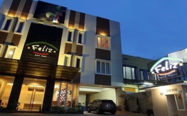 Feliz Guest House