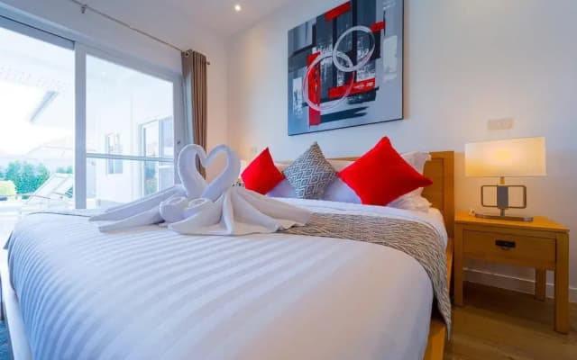Brand-New Modern 3-Bedroom Villa MB20