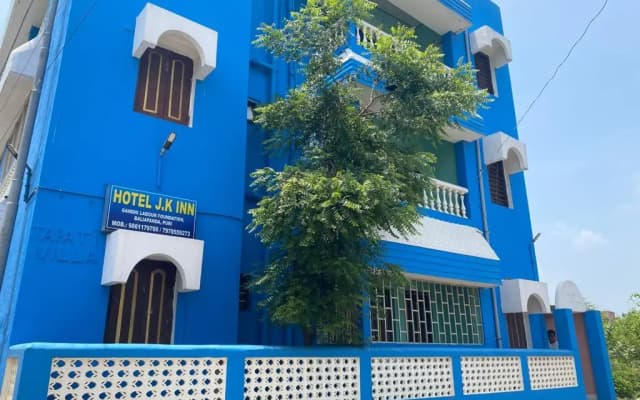 SPOT ON 82497 Hotel Jk Inn