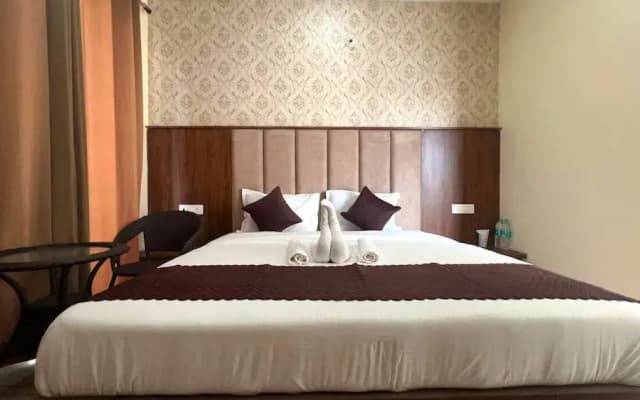 Aries Inn