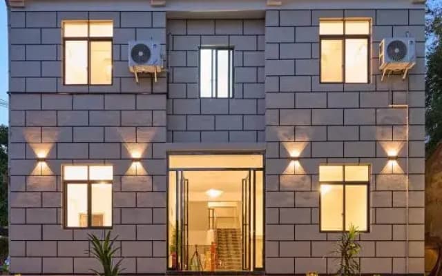 Qijianfang B&B (Weizhou Island Shiluokou Beach Branch)