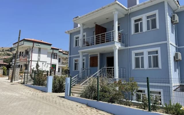 Parli Hotel
