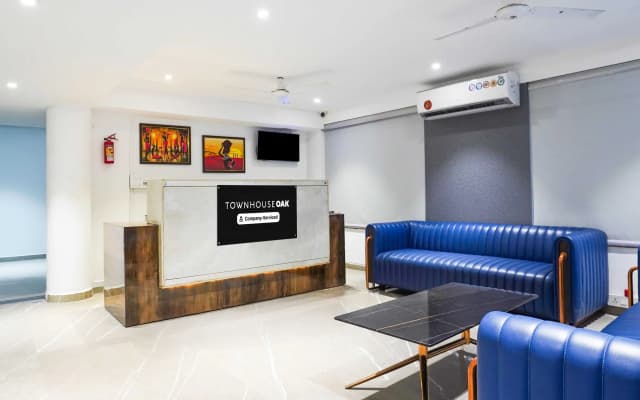 Townhouse Oak Ramdaspeth KRIMS Hospital
