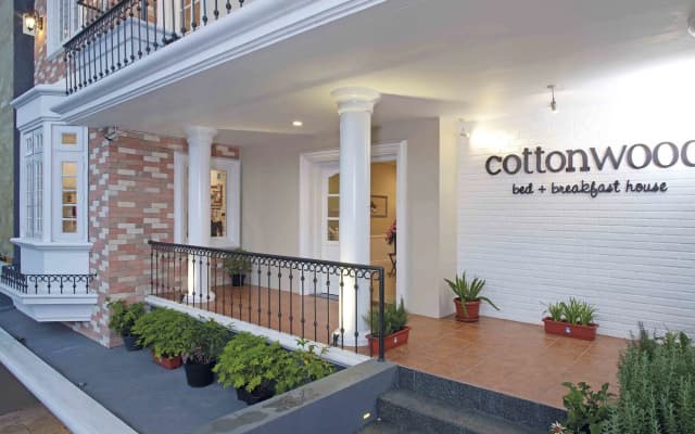 Cottonwood Bed & Breakfast