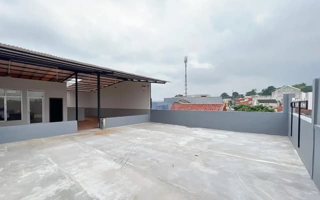 RedDoorz Plus Near Kebun Raya Bogor
