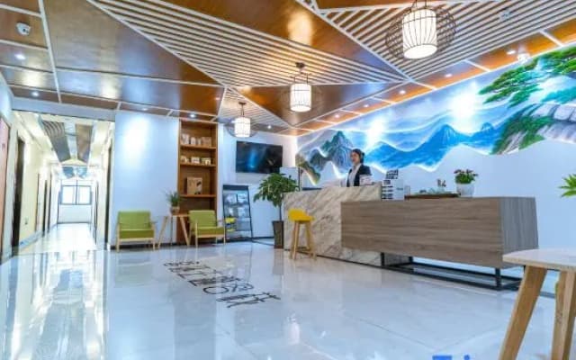 Selenium-themed Inn In West Huangshan City