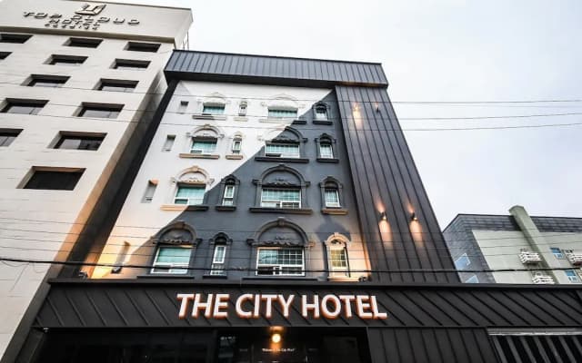 Gwangju Cheomdan the City Hotel