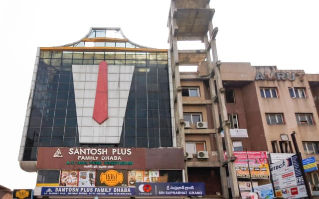 Capital O 44585 Sri Suprabhat Grand