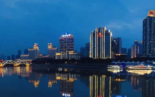 Juchunyuan Binjiang Holiday Hotel