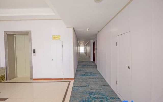 Lezhou Business Hotel (Zhoushan Shenjiamen Passenger Station)