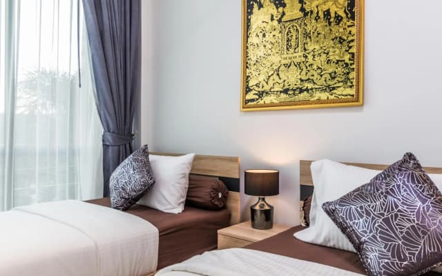 Kamala Sea View villa with private pool and rooftop jacuzzi
