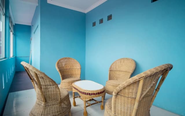 Titipapan Residence By OYO Rooms