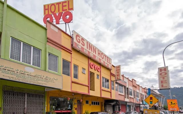 OYO 425 Hotel GS Inn