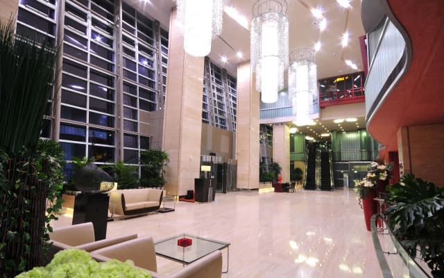 Holiday Inn Xi'an High-tech Central by IHG