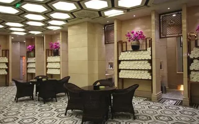 Changchun Yinhe Hot Spring Club Hotel