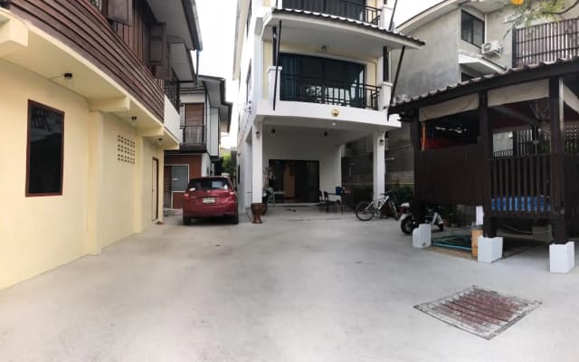 Baan Chaisri