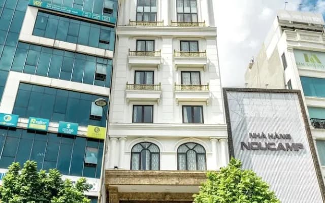 A25 Premium Hotel - 16 Mieu Dam