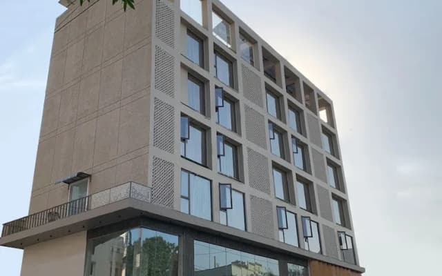 Hotel Grand Nidhivan