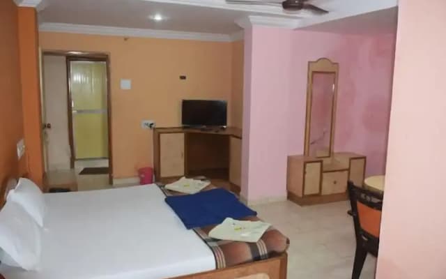 Hotel Prashant International