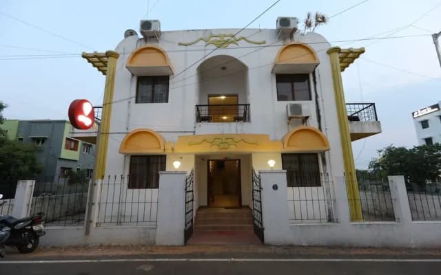 OYO 3318 Hibiscus Guest House