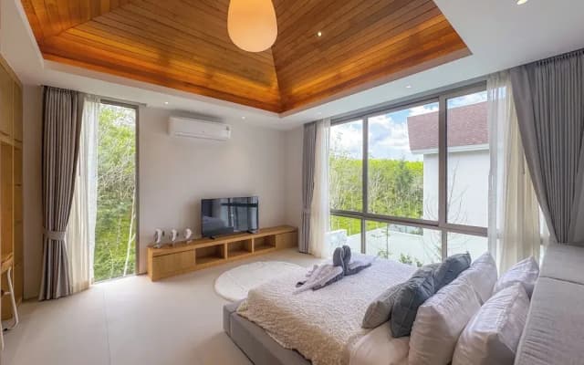 Luxury 3BR Pool Villa PrideLux 4 L10