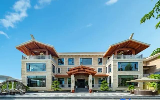 Mingmen Lakeview hotel