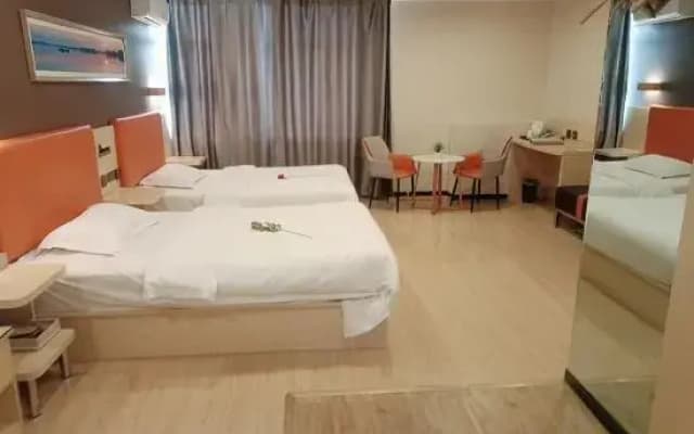 7Days Inn Hotel (Tongjiang Chinese Medicine Hospital Russian Style Park)