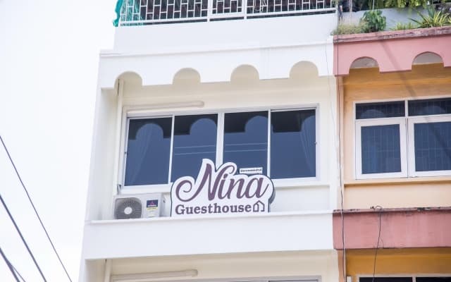 Nina Guesthouse
