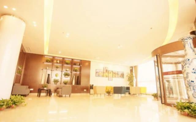 Holiday Inn Hyatt regency (Dongming Huanghe Road)