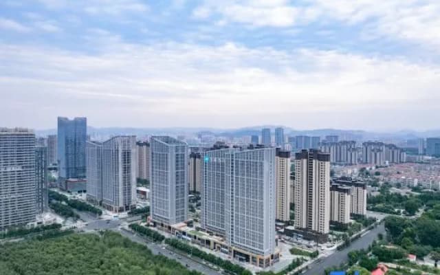HanTing Hotel (Jinan Shandong International Convention and Exhibition Center)