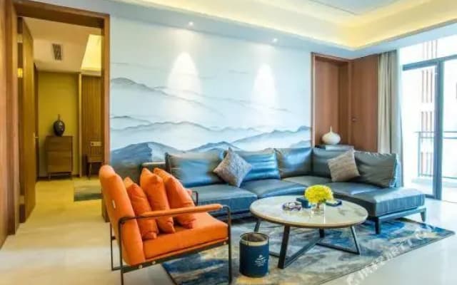 Runde Wetland Park Hotel