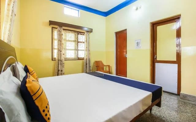 SPOT ON 60987 Cherish Guest House