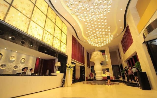 Carnival Fashion Hotel
