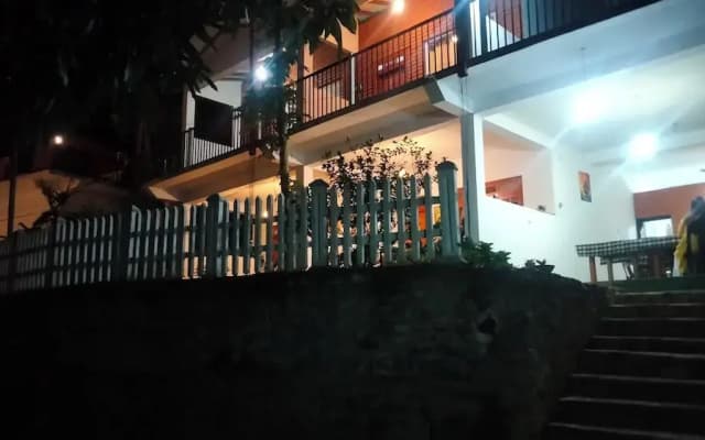 Pearl villa Ella